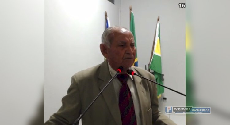 VÍDEO:Vereador Dr Pinto acusa prefeita de perseguição e tece duras críticas durante sessão na Câmara em Piripiri